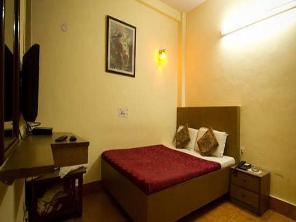 Hotel Woodland Deluxe Nové Dillí Pokoj fotografie